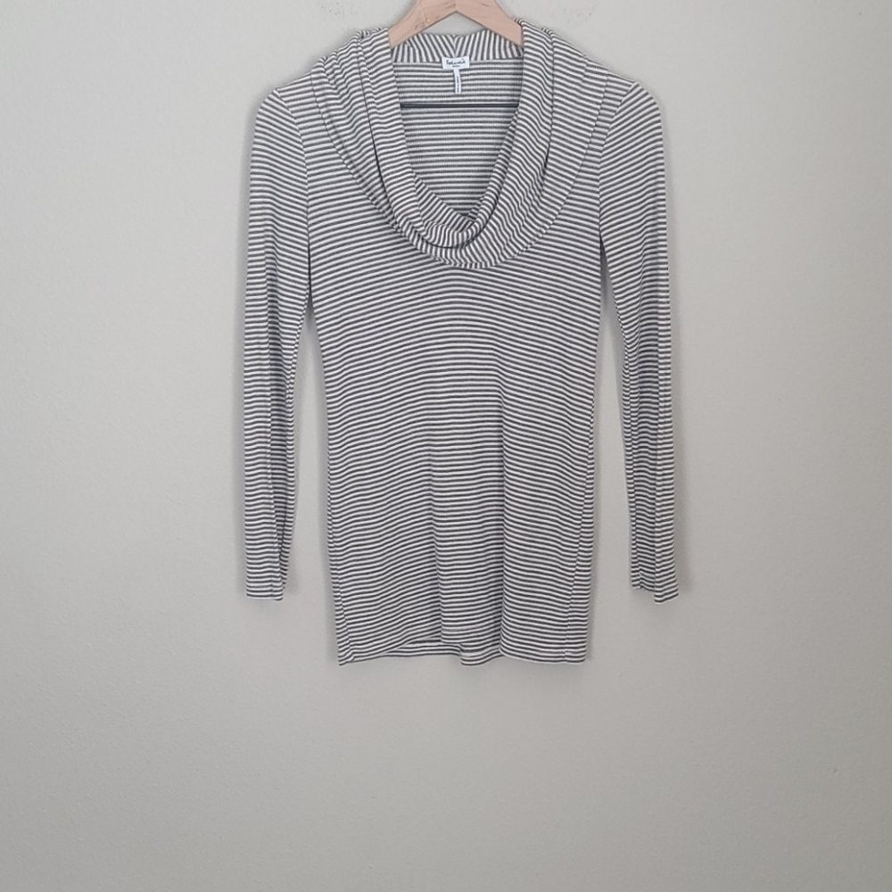 Splendid Cowl Neck Longsleeve Top Size Small